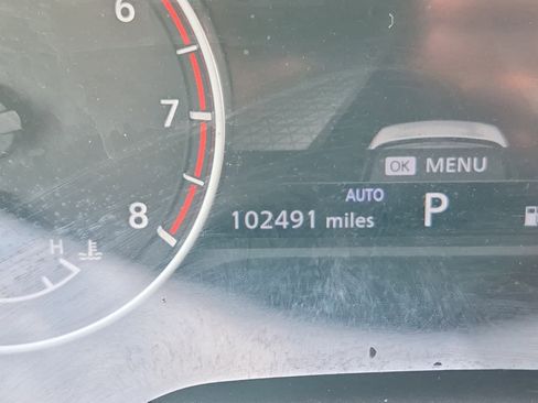 Used 2022 Nissan Rogue SV w/ SV Premium Package image 17