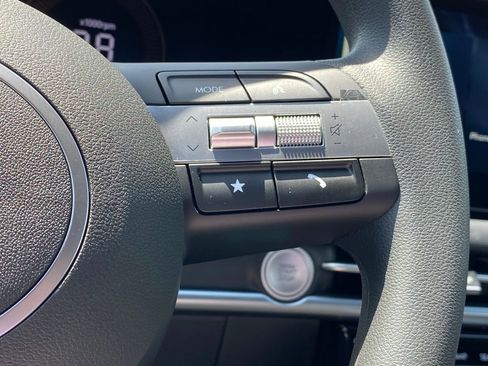 New 2026 Hyundai Santa Cruz SE FWD image 19
