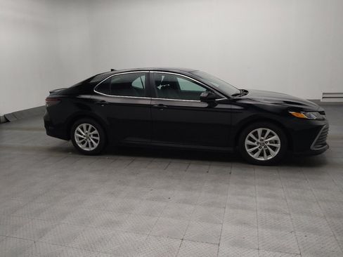 Used 2023 Toyota Camry LE FWD image 11