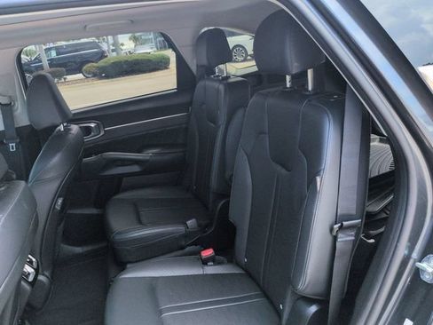 Used 2025 Kia Sorento SX FWD image 14