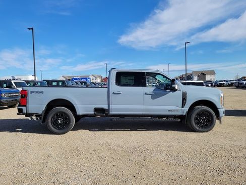New 2026 Ford F250 Lariat w/ Black Appearance Package image 2