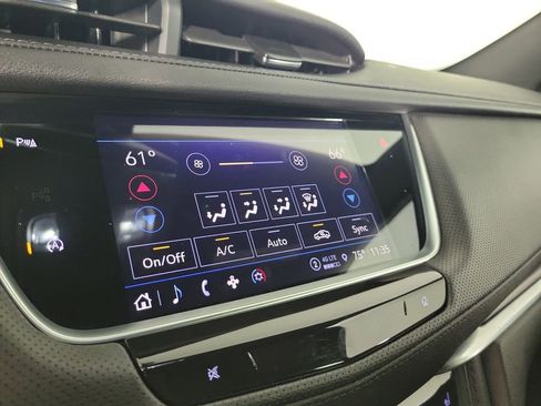 Certified 2024 Cadillac XT5 Luxury FWD image 27