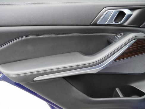 Used 2023 BMW X5 xDrive45e w/ M Sport Package image 32