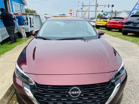 Used 2024 Nissan Sentra SV FWD image 4