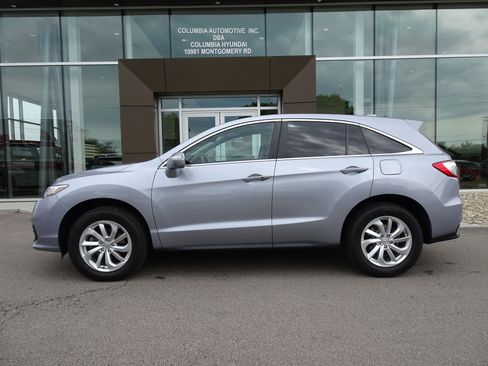 Used 2016 Acura RDX AWD w/ Technology Package image 2