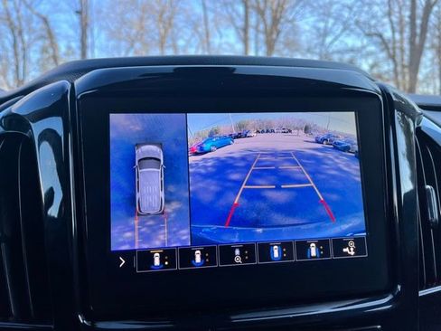 Used 2020 Chevrolet Traverse RS image 34