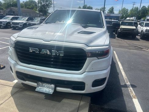 Used 2025 RAM 1500 Laramie w/ Sport Appearance Package AWD/4WD image 5