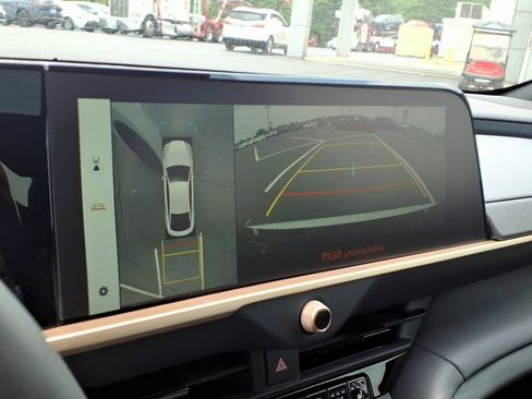 New 2026 Toyota Crown Platinum AWD/4WD image 12