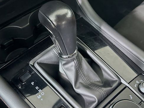 Used 2024 MAZDA MAZDA3 s image 24