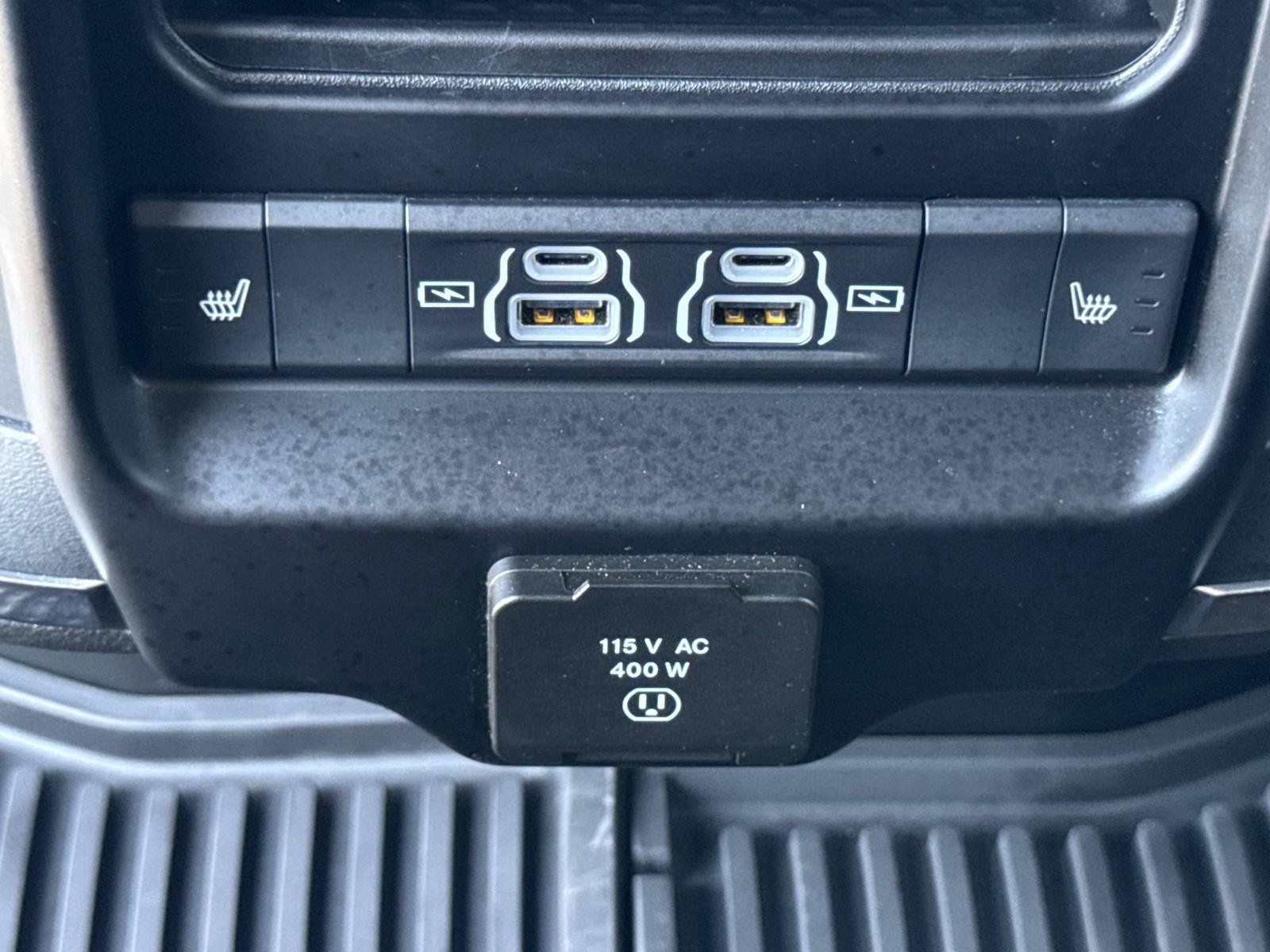 Certified 2025 RAM 2500 Laramie AWD/4WD image 36