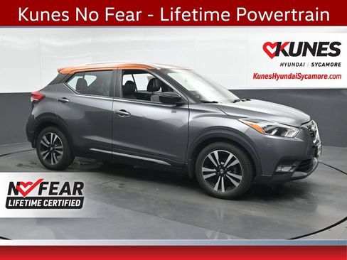 Used 2020 Nissan Kicks SR w/ SR Premium Package FWD image 1