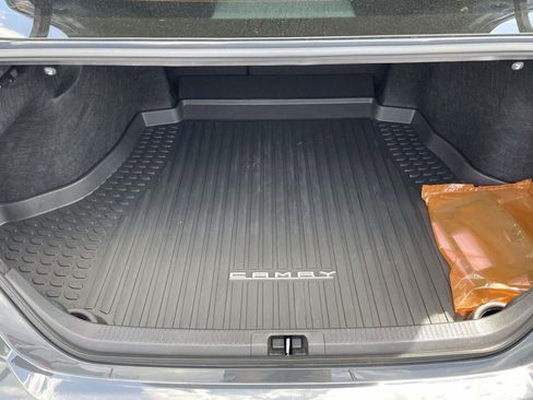 Used 2026 Toyota Camry SE image 8