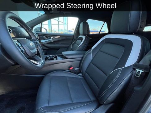 Used 2024 Chevrolet Blazer EV LT image 8