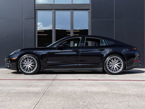 Certified 2026 Porsche Panamera 4 AWD/4WD image 2