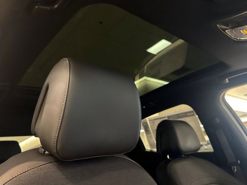 New 2026 Genesis GV60 RWD image 17