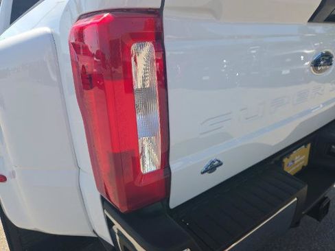 Certified 2025 Ford F450 XLT w/ FX4 Off-Road Package AWD/4WD image 6