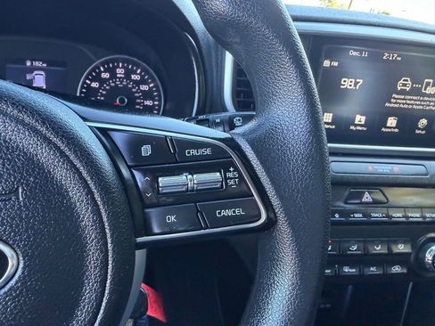 Used 2021 Kia Sportage LX image 29