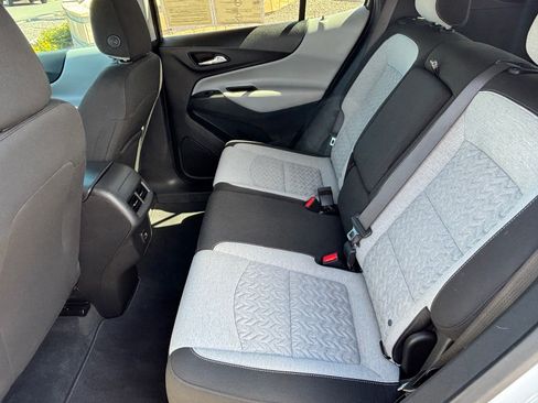 Used 2023 Chevrolet Equinox LS w/ LS Convenience Package FWD image 25