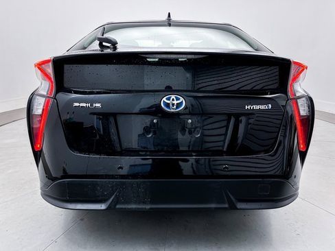 Used 2018 Toyota Prius Three Touring image 14