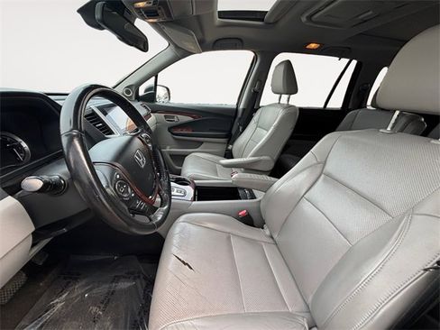 Used 2016 Honda Pilot Elite image 9