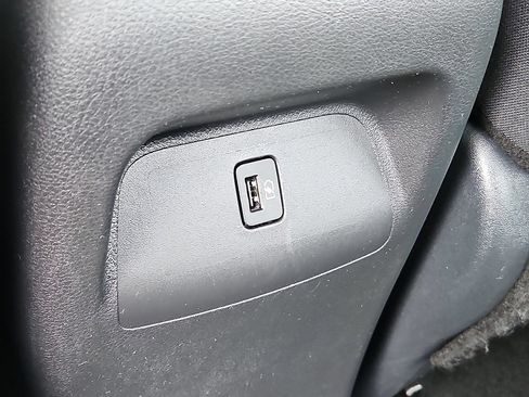 Used 2025 Nissan Sentra SV FWD image 25