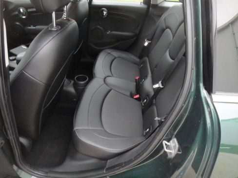 Used 2015 MINI Cooper 4-Door Hardtop FWD image 15