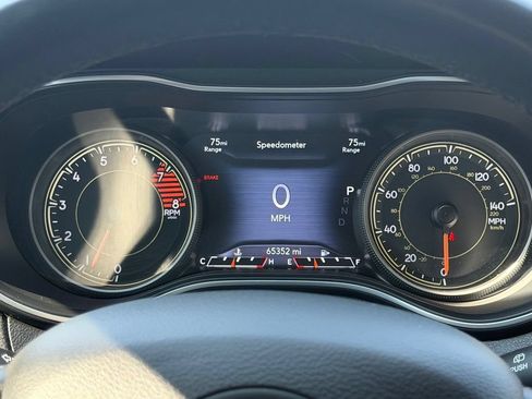 Used 2021 Jeep Cherokee Trailhawk w/ Trailer Tow Group AWD/4WD image 19
