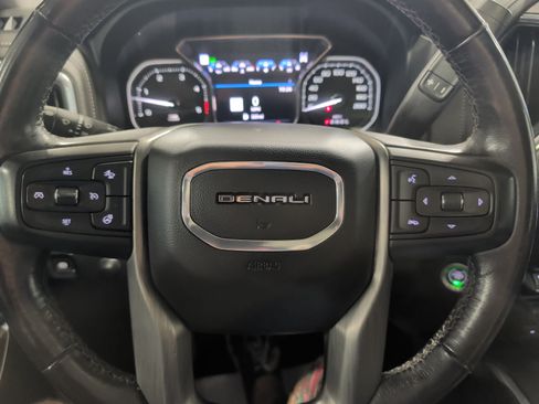 Used 2022 GMC Sierra 2500 Denali w/ Denali Ultimate Package AWD/4WD image 9