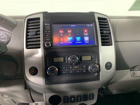 Used 2020 Nissan Frontier SV image 22