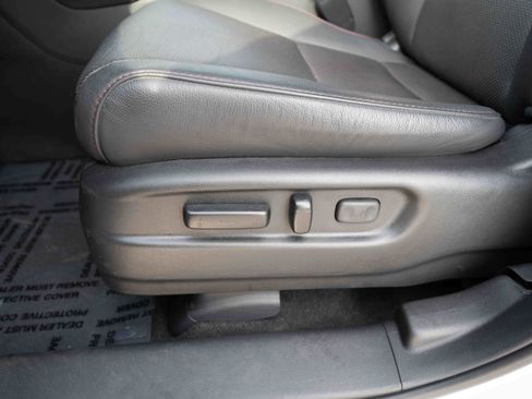 Used 2025 Honda Passport Black Edition image 12