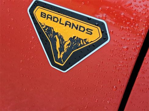 Certified 2024 Ford Bronco Badlands image 31
