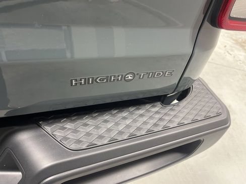 New 2025 Jeep Gladiator Sport image 24