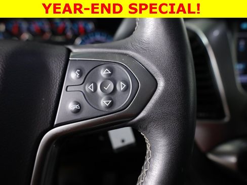 Used 2018 Chevrolet Suburban LT image 23