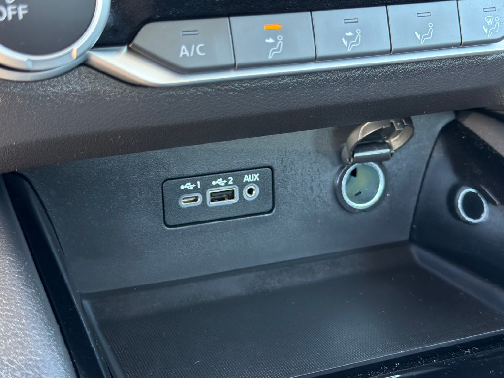 Used 2024 Nissan Altima 2.5 SV FWD image 29