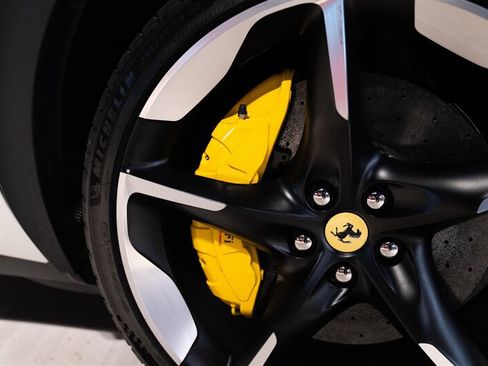 Used 2026 Ferrari Purosangue AWD/4WD image 33