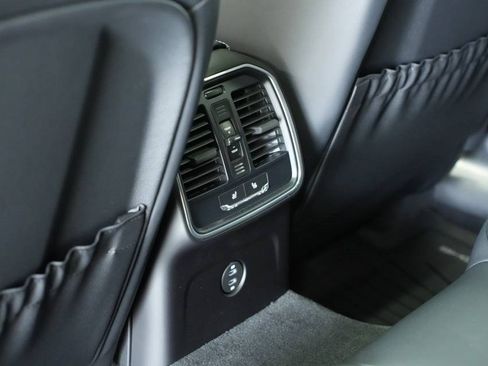 New 2025 Porsche Macan image 26