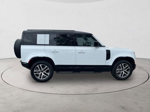 New 2026 Land Rover Defender 110 X-Dynamic SE AWD/4WD image 6