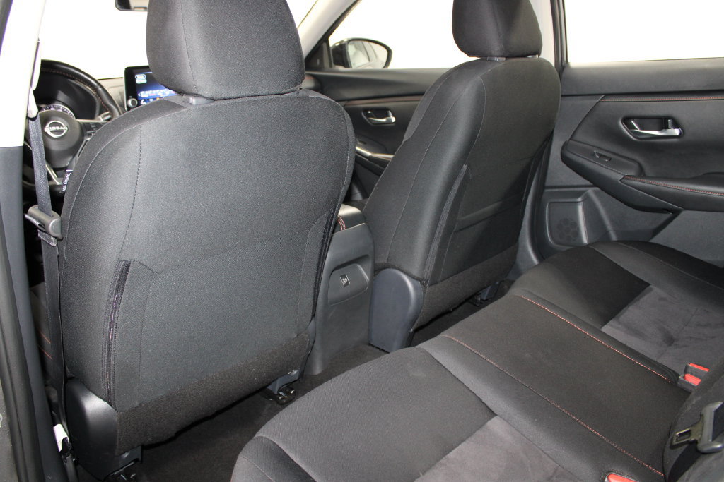 Used 2025 Nissan Sentra SR FWD image 22