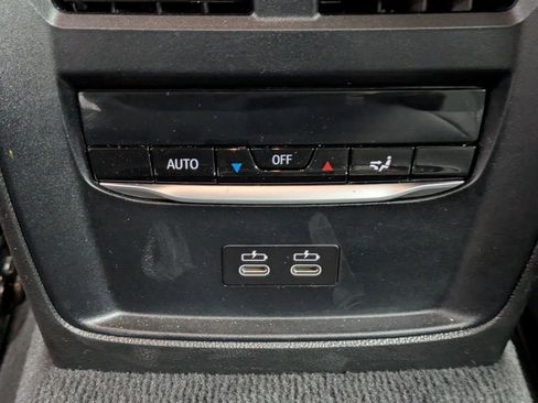 Used 2025 BMW i4 xDrive40i image 13