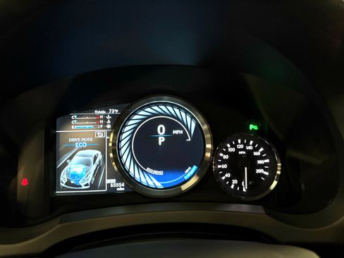 Used 2017 Lexus RC F image 20