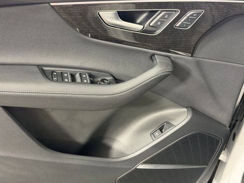 New 2026 Audi Q7 3.0T Premium Plus AWD/4WD image 13