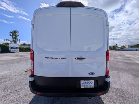 New 2026 Ford Transit 250 148 Medium Roof RWD image 9