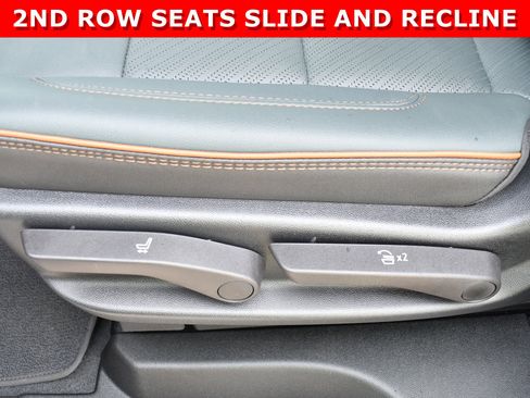 Used 2025 GMC Yukon AT4 image 27