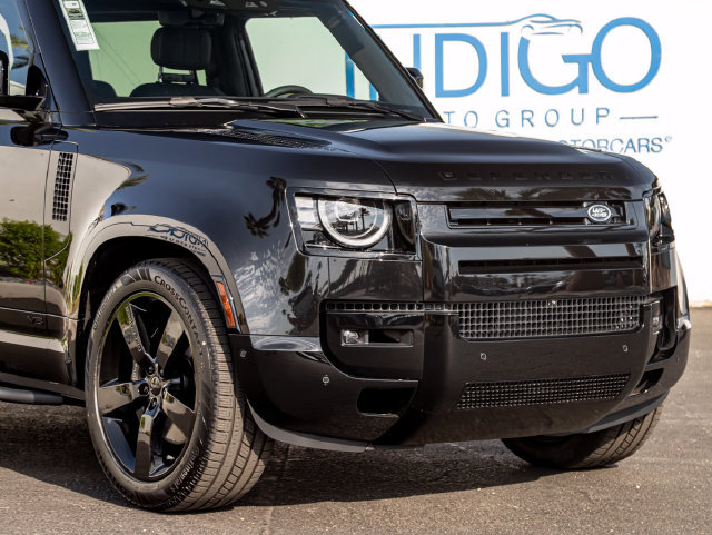 New 2026 Land Rover Defender 90 V8 AWD/4WD image 5