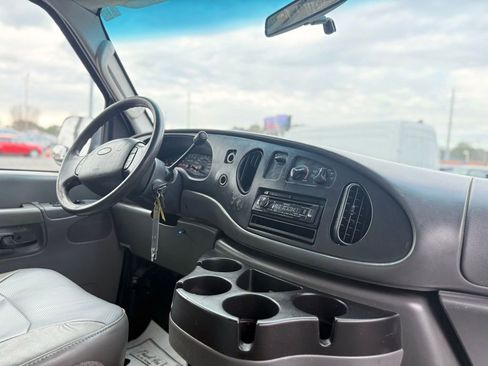 Used 2008 Ford E-250 and Econoline 250 image 26