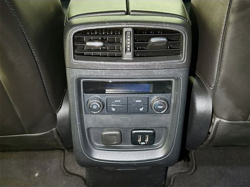 Used 2017 Buick Envision Essence image 24