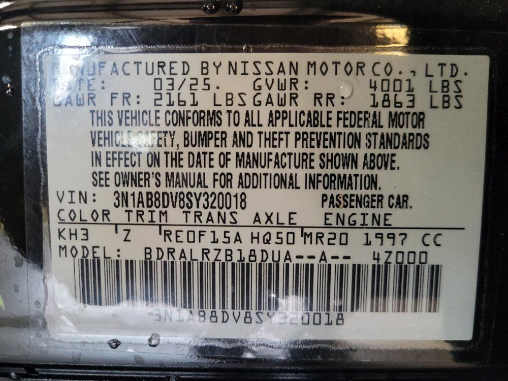 Used 2025 Nissan Sentra SR FWD image 33