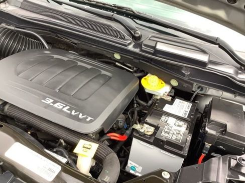 Used 2017 Dodge Grand Caravan SE w/ Power Window Group FWD image 13