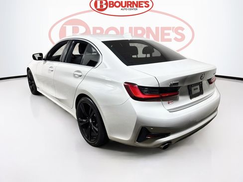 Used 2021 BMW 330i xDrive Sedan w/ Premium Package AWD/4WD image 9