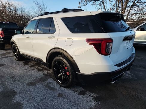 Used 2020 Ford Explorer ST w/ ST Street Pack image 6